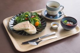 瑞浪ボーノポークハムとホワイトソースのパニーニ